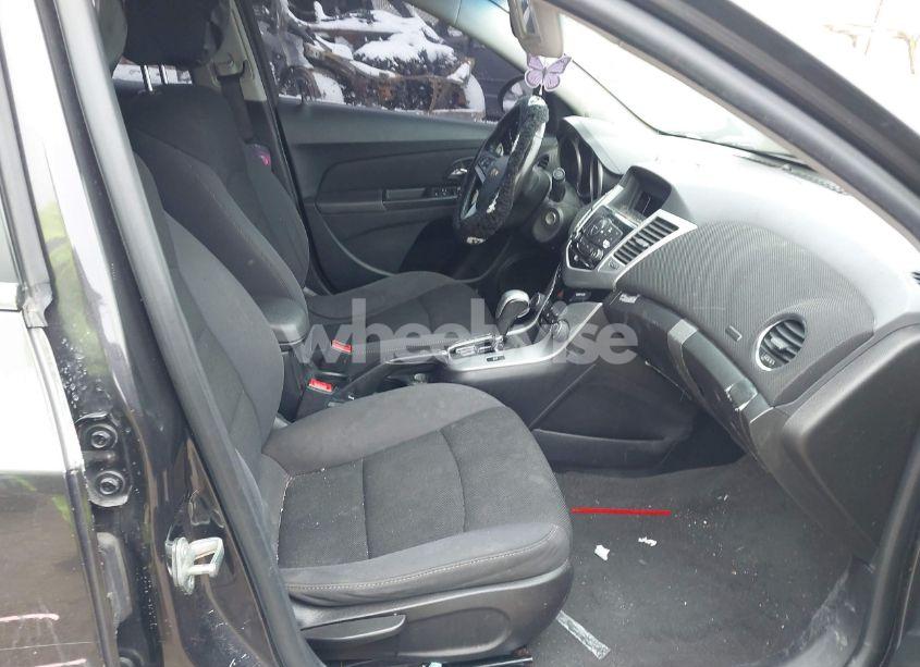 Photo 5 of 2014 Chevrolet Cruze 1LT AUTO (VIN 1G1PC5SB4E7479001)