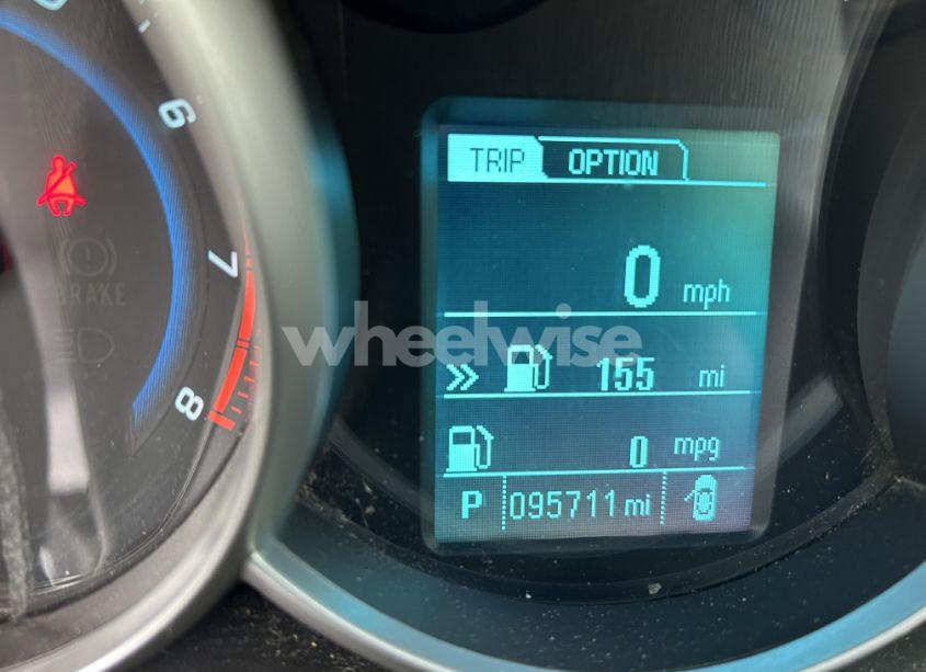 Photo 7 of 2014 Chevrolet Cruze (VIN 1G1PC5SB4E7481542)