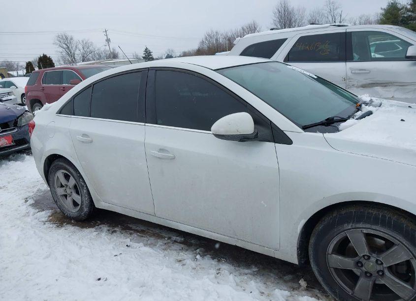 Photo 13 of 2015 Chevrolet Cruze 1LT AUTO (VIN 1G1PC5SB4F7103559)