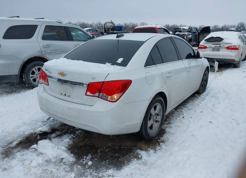 Photo 4 of 2015 Chevrolet Cruze 1LT AUTO (VIN 1G1PC5SB4F7103559)