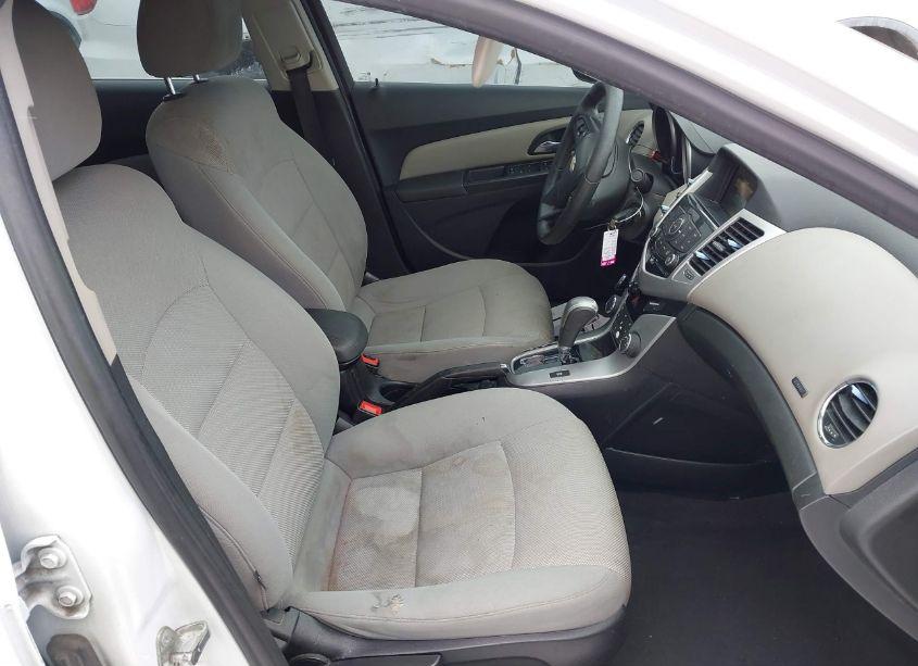 Photo 5 of 2015 Chevrolet Cruze 1LT AUTO (VIN 1G1PC5SB4F7103559)