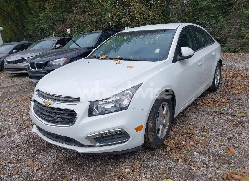 Photo 2 of 2015 Chevrolet Cruze 1LT AUTO (VIN 1G1PC5SB4F7139171)