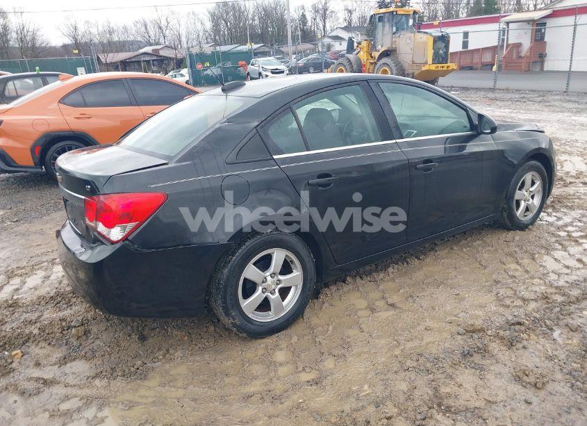 Photo 4 of 2015 Chevrolet Cruze 1LT AUTO (VIN 1G1PC5SB4F7154981)