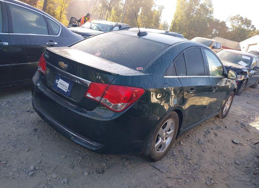 Photo 4 of 2015 Chevrolet Cruze 1LT AUTO (VIN 1G1PC5SB4F7197331)