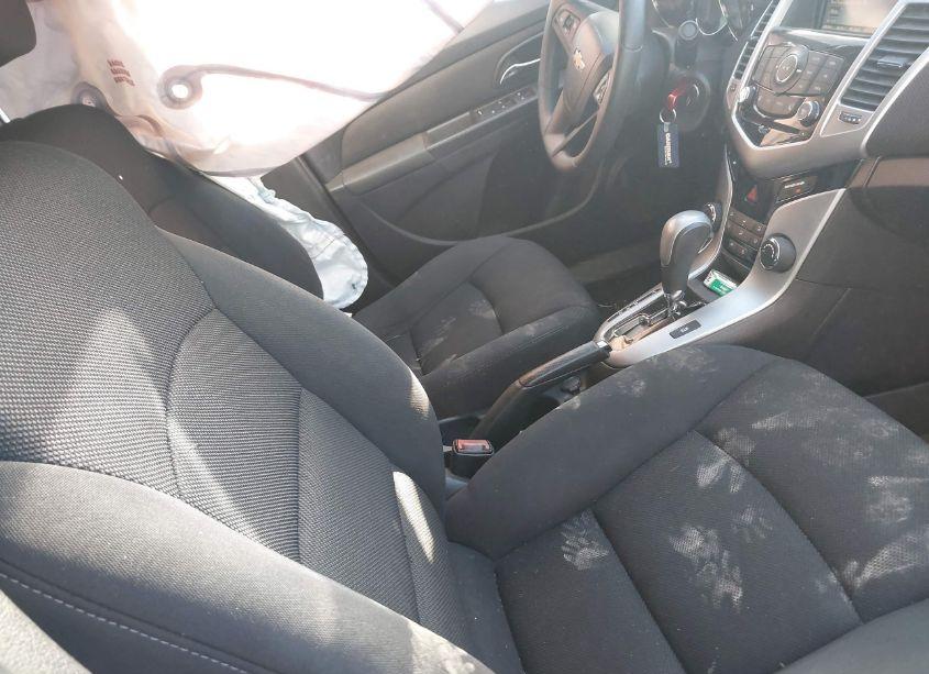 Photo 5 of 2015 Chevrolet Cruze 1LT AUTO (VIN 1G1PC5SB4F7197331)