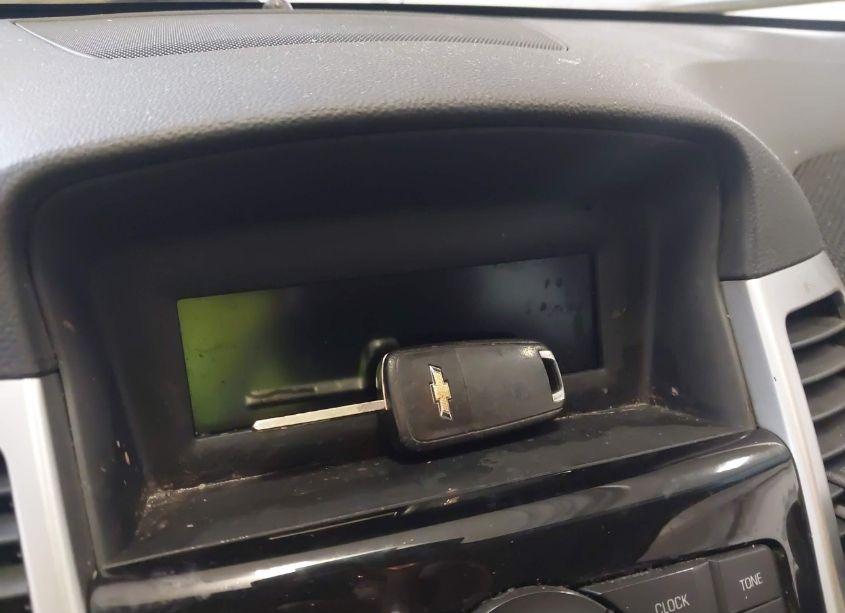 Photo 11 of 2015 Chevrolet Cruze 1LT AUTO (VIN 1G1PC5SB4F7213365)