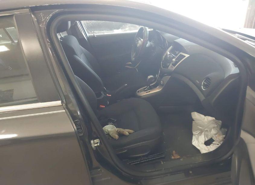 Photo 5 of 2015 Chevrolet Cruze 1LT AUTO (VIN 1G1PC5SB4F7213365)