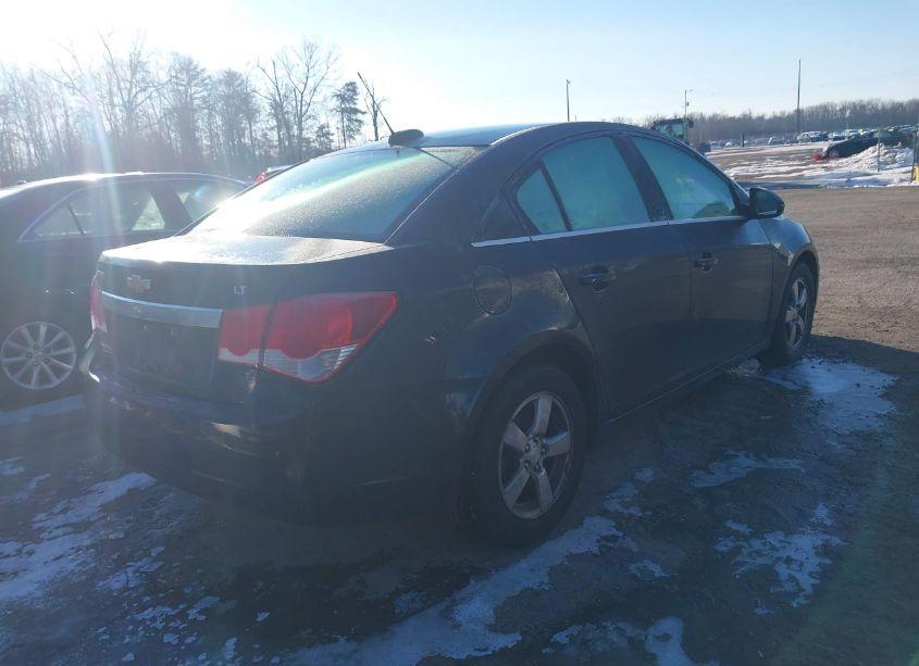 Photo 4 of 2015 Chevrolet Cruze 1LT AUTO (VIN 1G1PC5SB4F7219036)