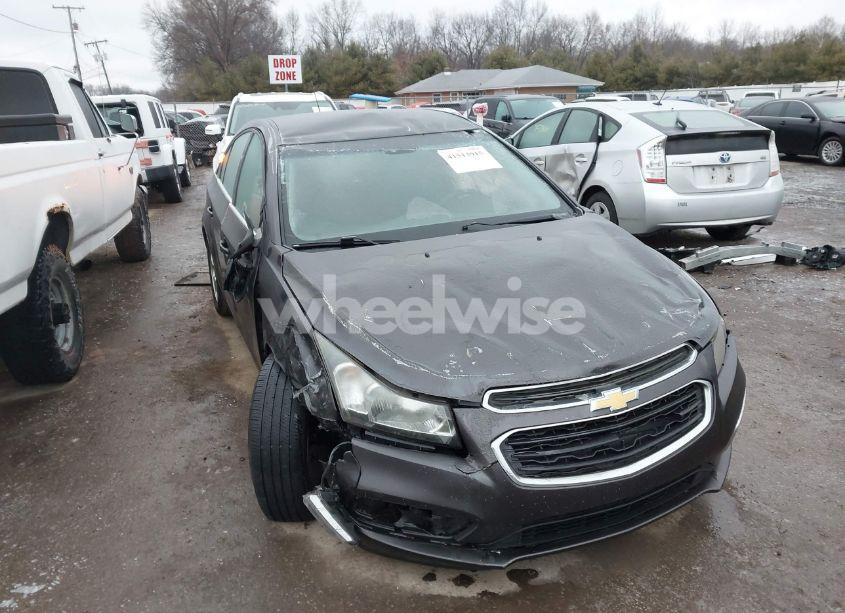 2015 Chevrolet Cruze 1LT AUTO (VIN 1G1PC5SB4F7240663) main photo
