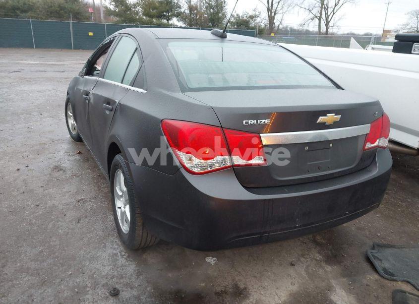 Photo 3 of 2015 Chevrolet Cruze 1LT AUTO (VIN 1G1PC5SB4F7240663)