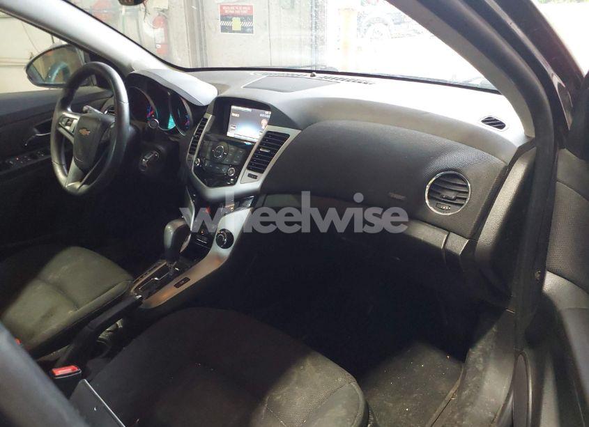 Photo 5 of 2015 Chevrolet Cruze 1LT AUTO (VIN 1G1PC5SB4F7261187)