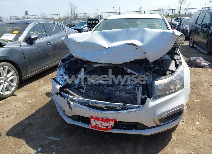 Photo 12 of 2015 Chevrolet Cruze 1LT AUTO (VIN 1G1PC5SB4F7277616)