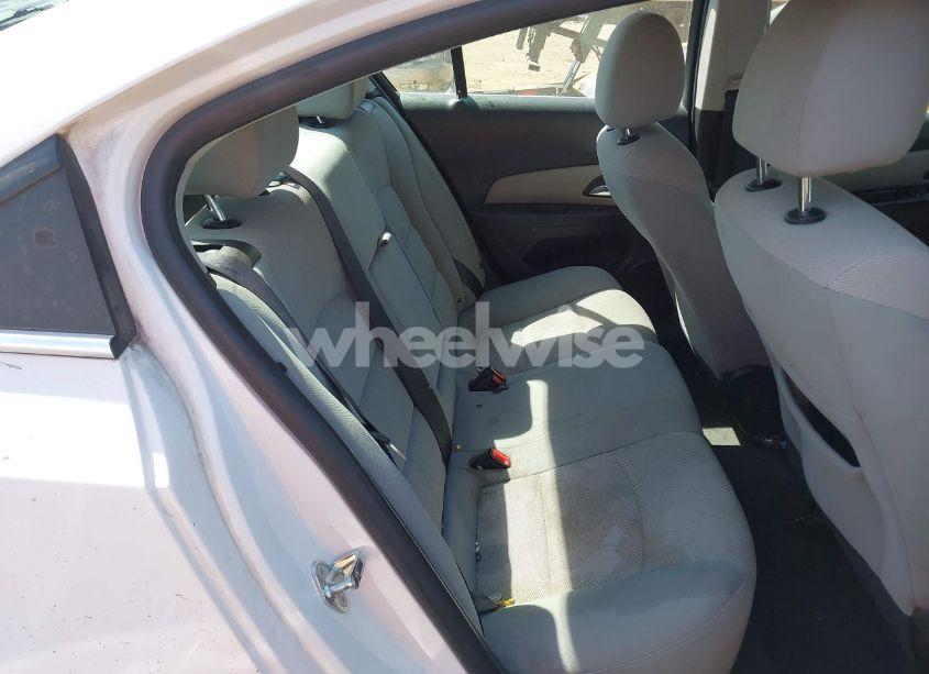 Photo 8 of 2015 Chevrolet Cruze 1LT AUTO (VIN 1G1PC5SB4F7277616)