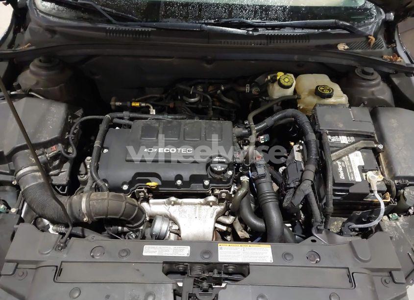 Photo 10 of 2015 Chevrolet Cruze 1LT AUTO (VIN 1G1PC5SB4F7279964)