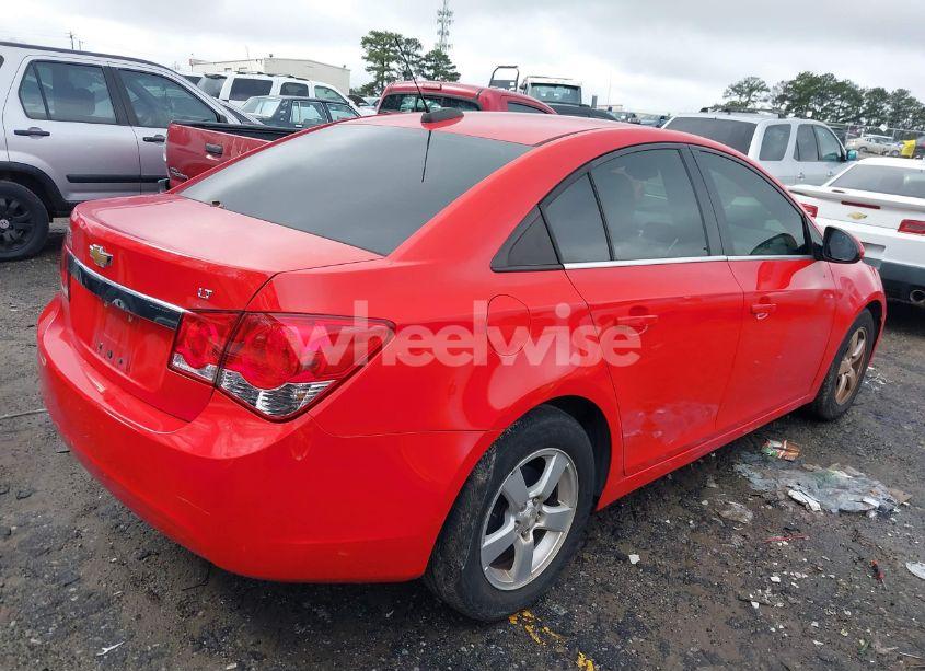 Photo 4 of 2015 Chevrolet Cruze 1LT AUTO (VIN 1G1PC5SB4F7290978)