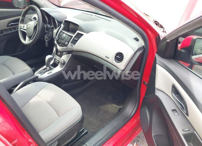 Photo 5 of 2015 Chevrolet Cruze 1LT AUTO (VIN 1G1PC5SB4F7290978)