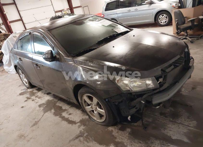 2015 Chevrolet Cruze 1LT AUTO (VIN 1G1PC5SB4F7295923) main photo