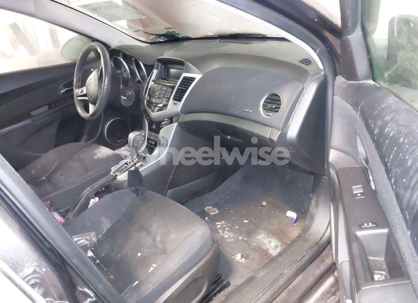 Photo 5 of 2015 Chevrolet Cruze 1LT AUTO (VIN 1G1PC5SB4F7295923)