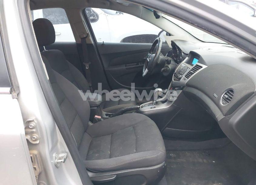 Photo 5 of 2013 Chevrolet Cruze 1LT AUTO (VIN 1G1PC5SB5D7105415)