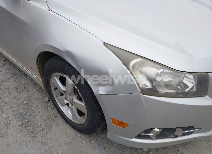 Photo 6 of 2013 Chevrolet Cruze 1LT AUTO (VIN 1G1PC5SB5D7105415)