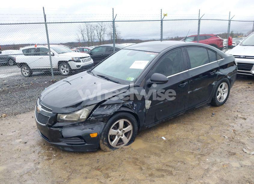 Photo 2 of 2013 Chevrolet Cruze 1LT AUTO (VIN 1G1PC5SB5D7166506)