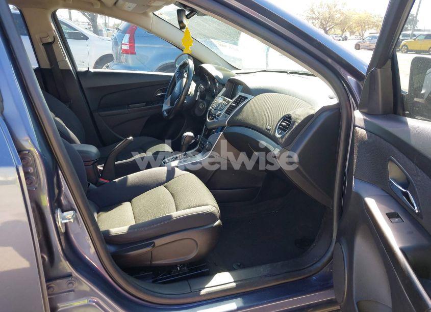 Photo 5 of 2013 Chevrolet Cruze 1LT AUTO (VIN 1G1PC5SB5D7270798)