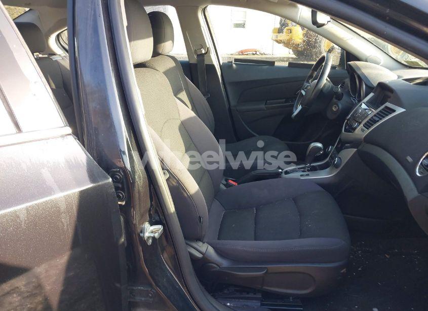 Photo 5 of 2013 Chevrolet Cruze 1LT AUTO (VIN 1G1PC5SB5D7298343)