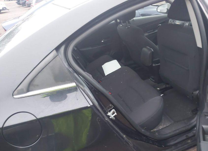 Photo 8 of 2013 Chevrolet Cruze 1LT AUTO (VIN 1G1PC5SB5D7323502)