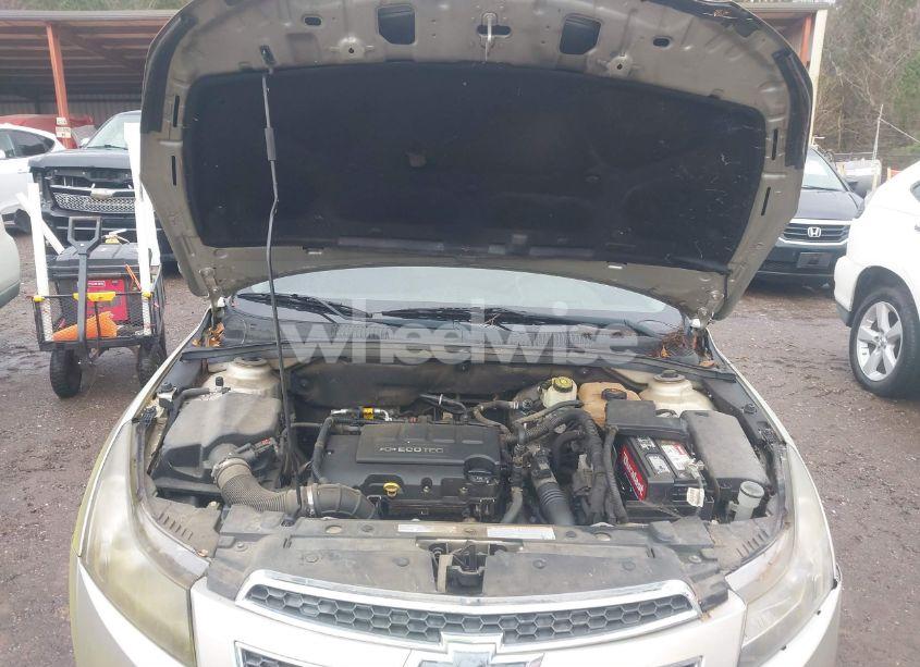 Photo 10 of 2014 Chevrolet Cruze 1LT AUTO (VIN 1G1PC5SB5E7101463)