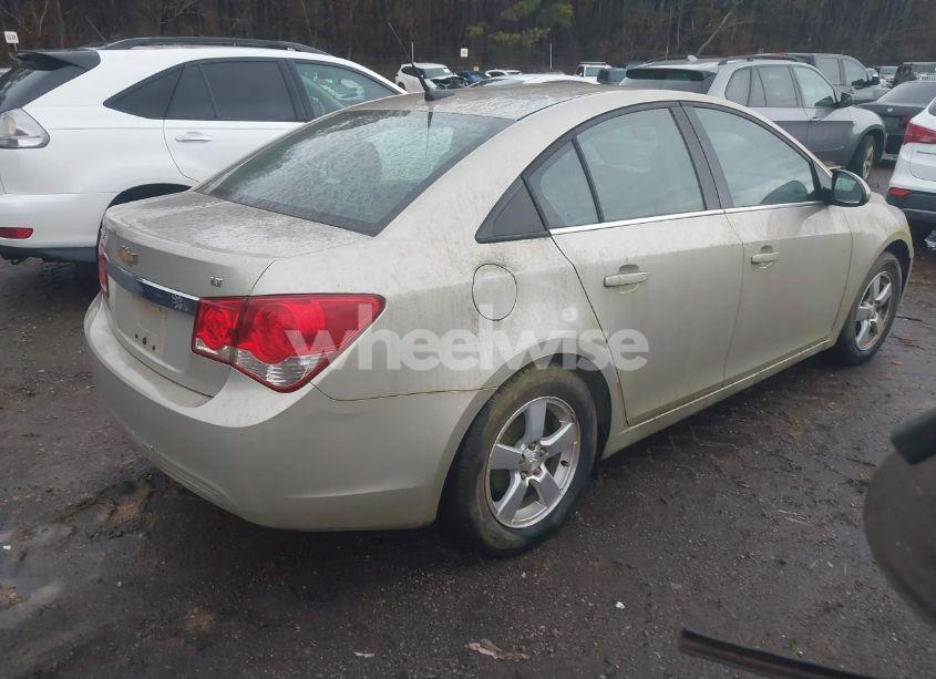 Photo 4 of 2014 Chevrolet Cruze 1LT AUTO (VIN 1G1PC5SB5E7101463)