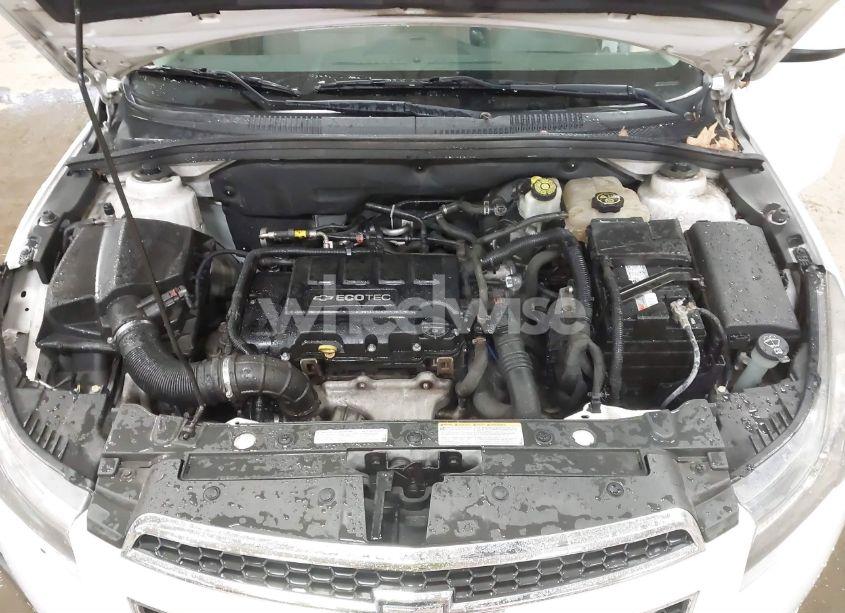 Photo 10 of 2014 Chevrolet Cruze 1LT AUTO (VIN 1G1PC5SB5E7174400)