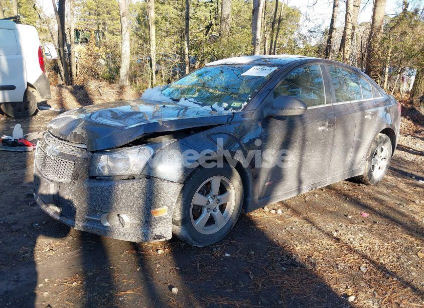 Photo 2 of 2014 Chevrolet Cruze 1LT AUTO (VIN 1G1PC5SB5E7219240)