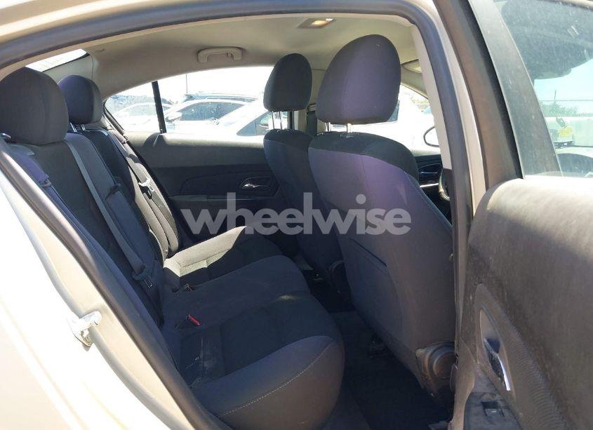 Photo 8 of 2014 Chevrolet Cruze 1LT AUTO (VIN 1G1PC5SB5E7221277)