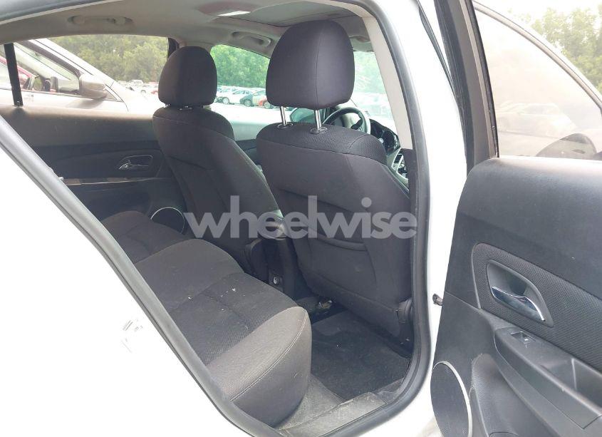 Photo 8 of 2014 Chevrolet Cruze 1LT AUTO (VIN 1G1PC5SB5E7228598)