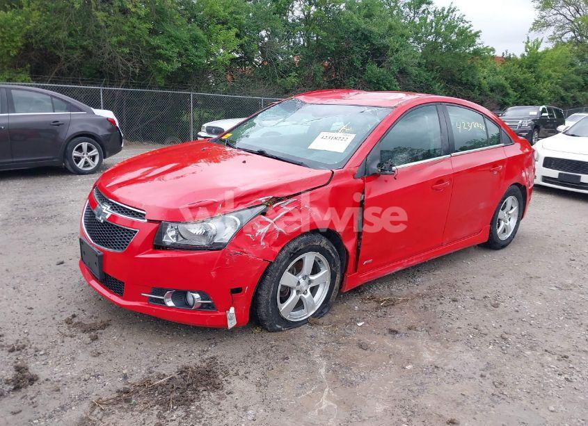 Photo 2 of 2014 Chevrolet Cruze 1LT AUTO (VIN 1G1PC5SB5E7230853)