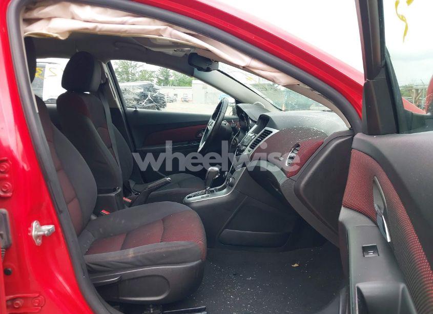 Photo 5 of 2014 Chevrolet Cruze 1LT AUTO (VIN 1G1PC5SB5E7230853)