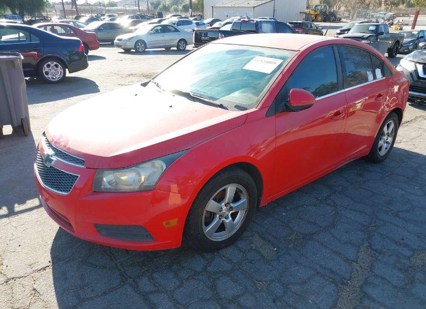 Photo 2 of 2014 Chevrolet Cruze 1LT AUTO (VIN 1G1PC5SB5E7244901)