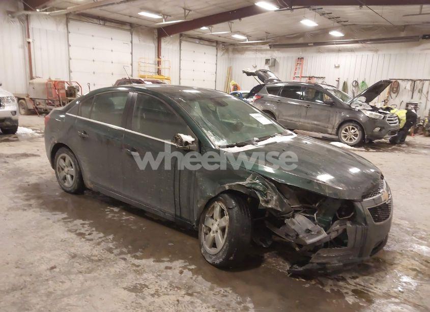 2014 Chevrolet Cruze 1LT AUTO (VIN 1G1PC5SB5E7256322) main photo