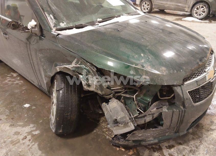 Photo 6 of 2014 Chevrolet Cruze 1LT AUTO (VIN 1G1PC5SB5E7256322)