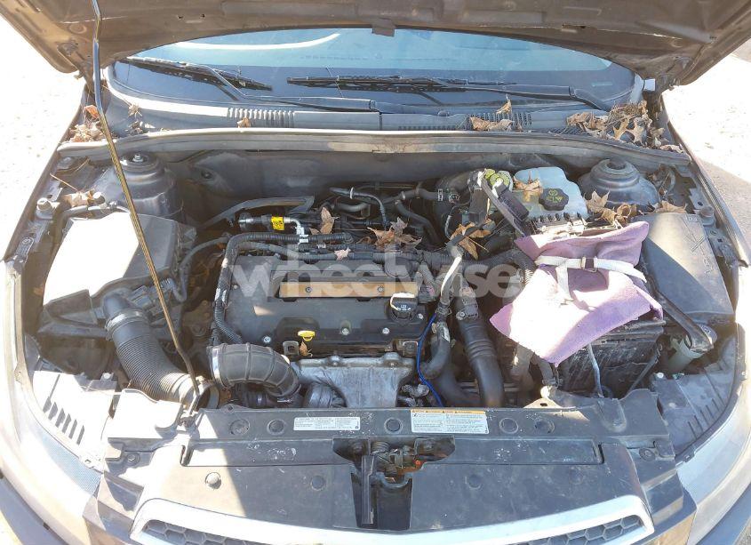 Photo 10 of 2014 Chevrolet Cruze 1LT AUTO (VIN 1G1PC5SB5E7267286)