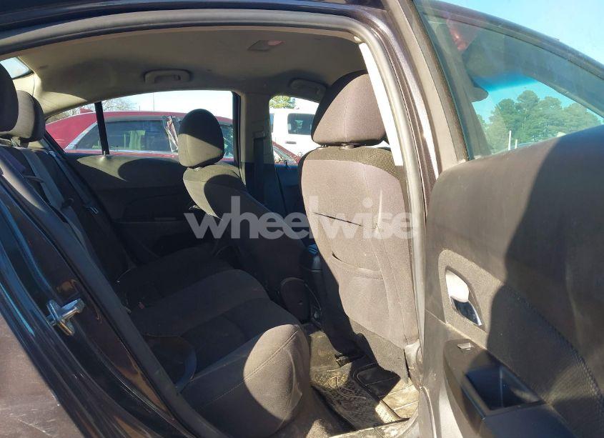 Photo 8 of 2014 Chevrolet Cruze 1LT AUTO (VIN 1G1PC5SB5E7267286)