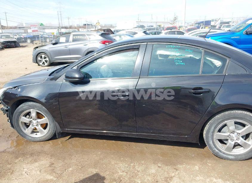 Photo 15 of 2014 Chevrolet Cruze 1LT AUTO (VIN 1G1PC5SB5E7299719)