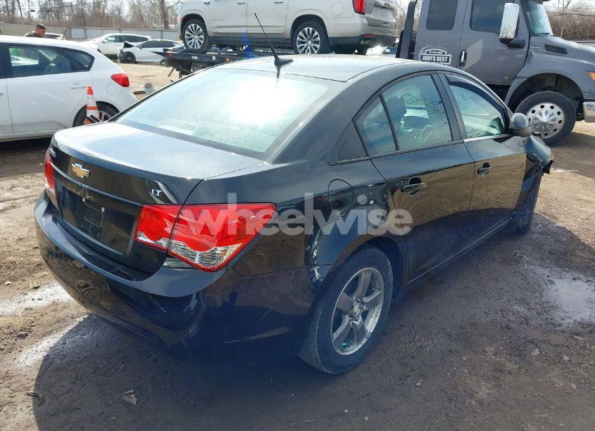 Photo 4 of 2014 Chevrolet Cruze 1LT AUTO (VIN 1G1PC5SB5E7299719)