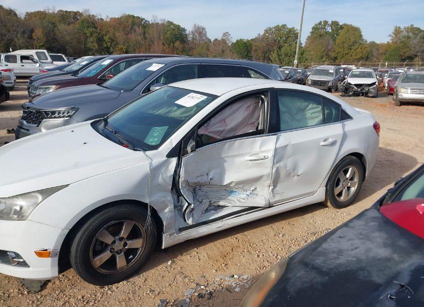 Photo 14 of 2014 Chevrolet Cruze 1LT AUTO (VIN 1G1PC5SB5E7301534)