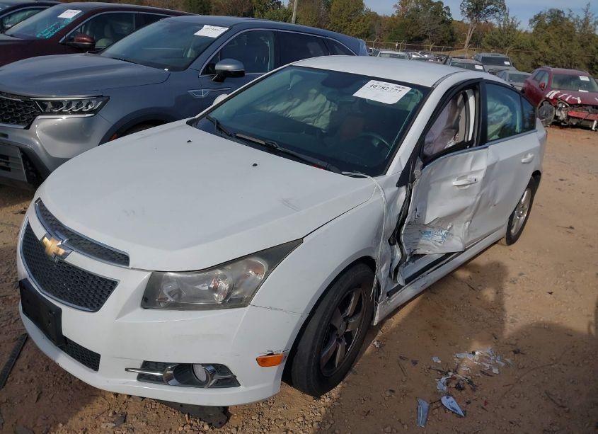 Photo 2 of 2014 Chevrolet Cruze 1LT AUTO (VIN 1G1PC5SB5E7301534)