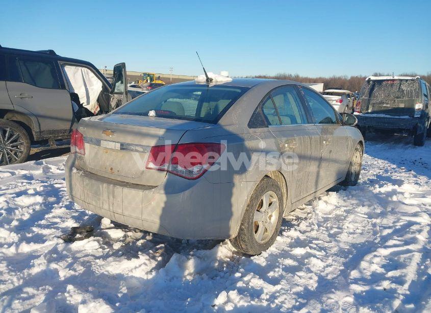 Photo 4 of 2014 Chevrolet Cruze 1LT AUTO (VIN 1G1PC5SB5E7345596)