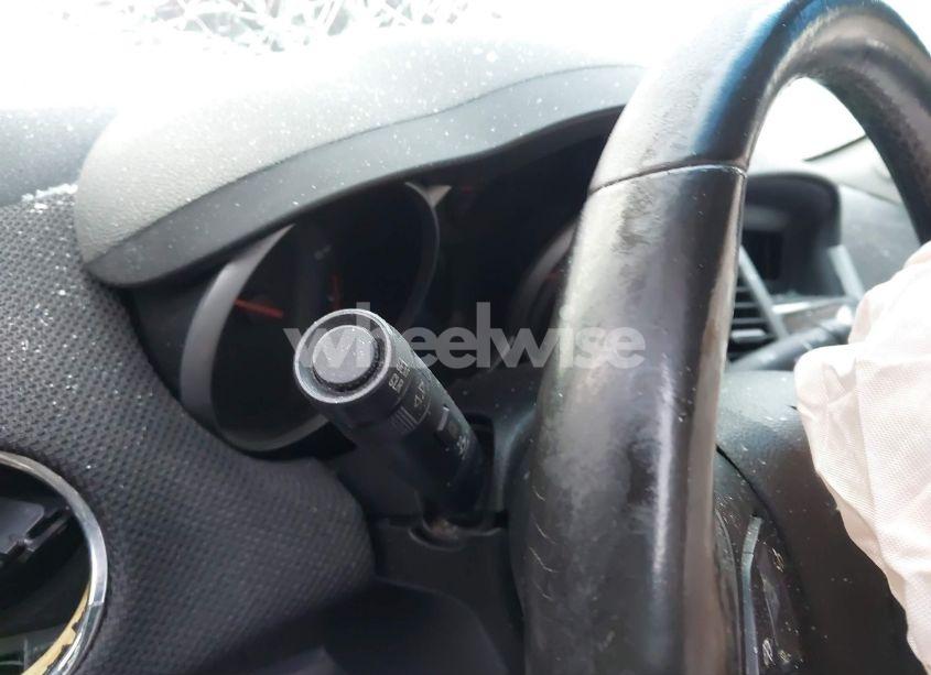 Photo 7 of 2014 Chevrolet Cruze 1LT AUTO (VIN 1G1PC5SB5E7390571)