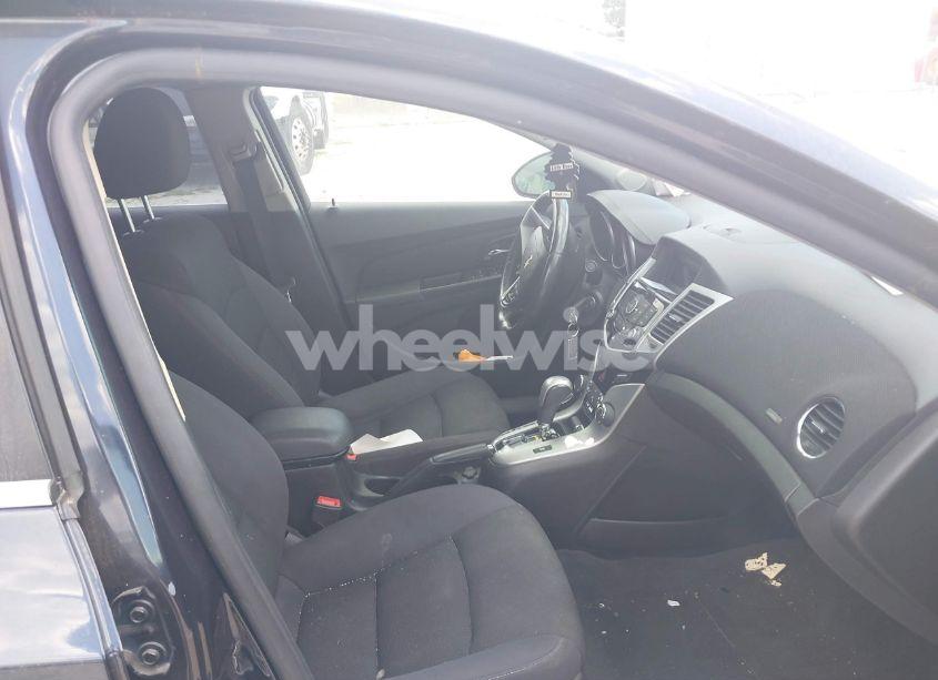 Photo 5 of 2014 Chevrolet Cruze 1LT AUTO (VIN 1G1PC5SB5E7412326)