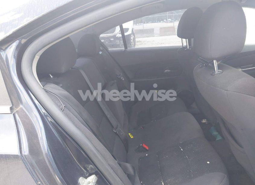 Photo 8 of 2014 Chevrolet Cruze 1LT AUTO (VIN 1G1PC5SB5E7412326)