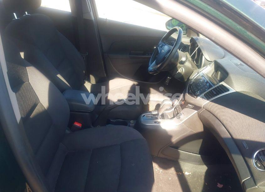 Photo 5 of 2014 Chevrolet Cruze 1LT AUTO (VIN 1G1PC5SB5E7412701)